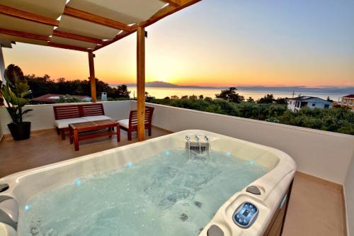 Megalos Prinos Apartment | Villa Emilia Suites
