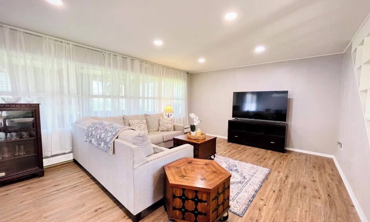 Levittown House | Vintage Grandma home near Sesame Place