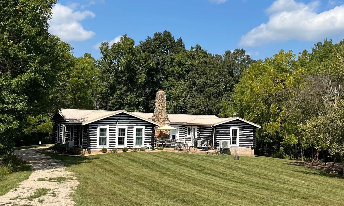 Steelville Cabin | Visit Patten's Landing, an 84-year old log cabin on the Meramec!