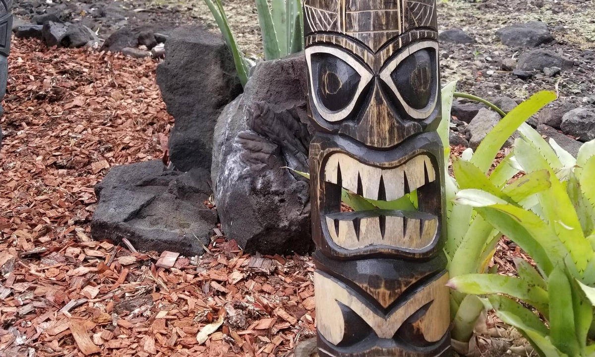 Kona Paradise House | You really won't want to leave the lanai in Kona Paradise! We're not kidding!