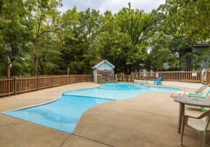 Lake Lodge 41 - Resort Next to Silver Dollar City!