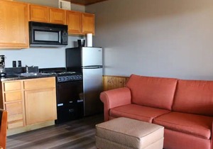 Lodge Suite Upstairs W/ Deluxe Balcony - 208