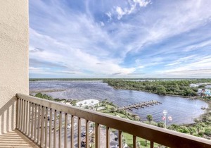 Pinnacle Port Condos