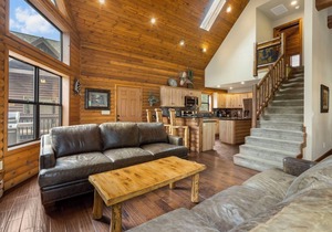 Resort-Style Lakefront Family Reunion Spot | 25+ Amenities & Room for Everyone