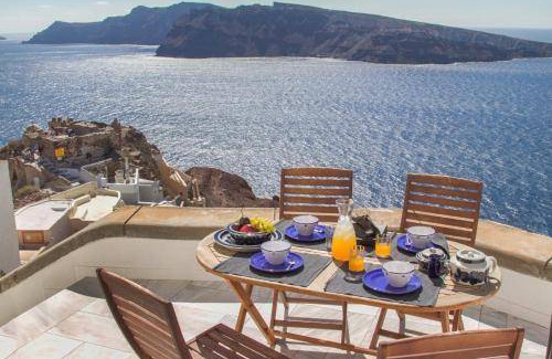 Oia Resort | 180 m² Resort ∙ 2 bedrooms ∙ 6 guests