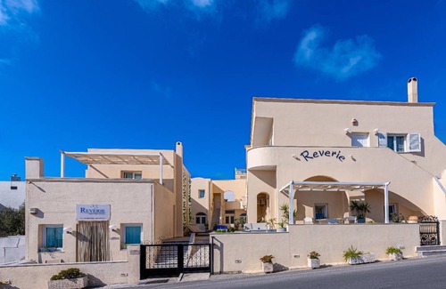 Firostefani Apartment | 28 m² Serviced apartment ∙ 2 guests