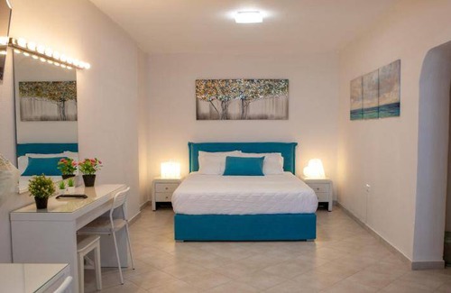Imerovigli Apartment | 65 m² Apartment ∙ 2 bedrooms ∙ 127 guests