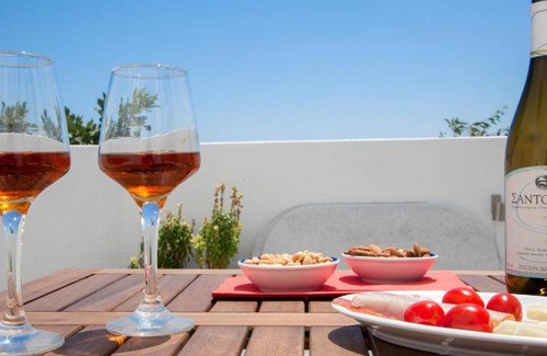 Imerovigli Apartment | 65 m² Apartment ∙ 2 bedrooms ∙ 127 guests