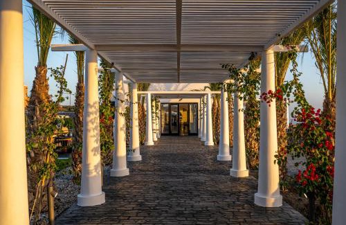 Imerovigli Hotel | Cresanto Luxury Suites