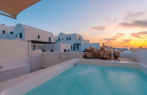Oia House | Lovely House at Oia Village Center