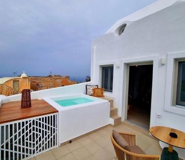 Oia House | Lovely House at Oia Village Center