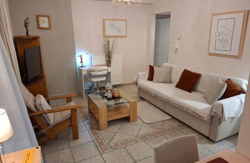 Trikala Apartment | Απέριττον 2 (Aperitton 2)