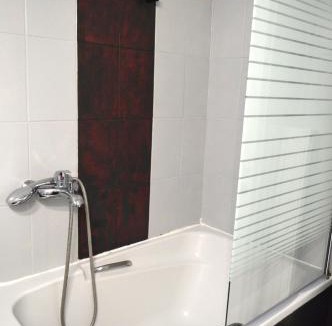 Kastoria Apartment | Ευρύχωρο διαμέρισμα στο κέντρο της πόλης