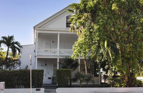 Historic Seaport Apartment | 1 Block to Duval St | Banana's Foster Guesthouse