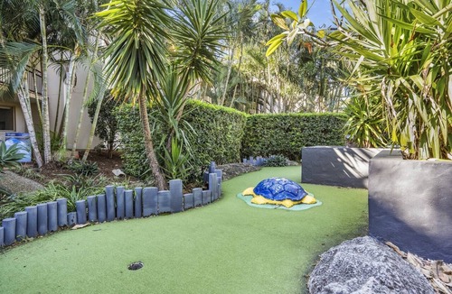 Mermaid Beach Apartment | 2-Bed Family Haven with Pools, BBQ & Playgrounds