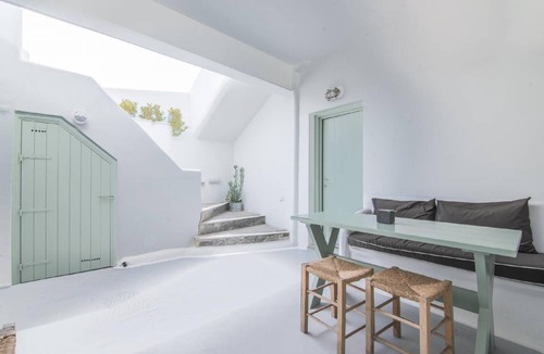 Imerovigli Bed & Breakfast | 23 m² Bed and breakfast ∙ 2 guests