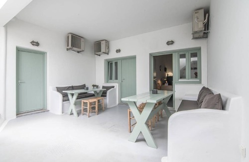 Imerovigli Bed & Breakfast | 23 m² Bed and breakfast ∙ 2 guests