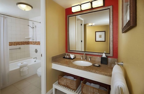 Keauhou Hotel | 3 x Ocean View 2 Double Beds at Outrigger Kona Resort and Spa
