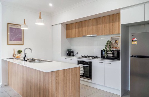 Ripley House | 4BR Warm & Relaxing Ripley Escape - Inspire Haven
