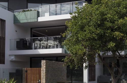 Byron Bay Apartment | 5/Fortyfive on Lawson - luxury absolute beachfront