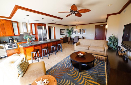 Ko Olina Villa | 5-star. Rave reviews. Stunning lanai. Ocean & mountain views. JULY Specials!