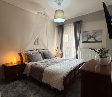 Trikala Apartment | 800 steps from MAGIC - ΤΟ ΚΕΝΤΡΟ ΣΤΑ ΠΟΔΙΑ ΣΟΥ