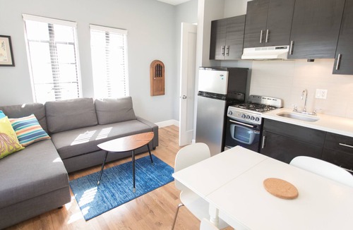 East Village Apartment | Adorable Corner 1-Bedroom near Convention Center