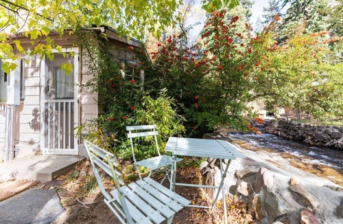 Snowbird Apartment | Adorable Studio Cabin on Big Cottonwood River