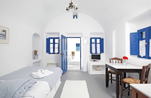 Imerovigli Hotel | Aghios Artemios Traditional Houses