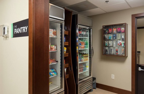 Polaris Apartment | Air-Conditioned Suite Near Ohio State University | Free Daily Breakfast