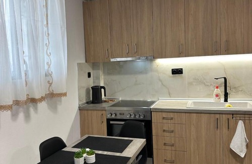 Katerini House | AirbnbTzo