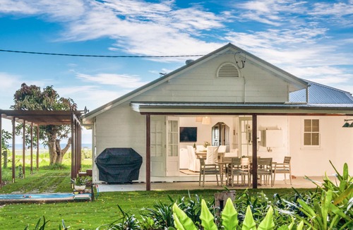 Knockrow House | Alcorn Cottage at Knockrow - Alcorn Cottage is your perfect Northern Rivers hinterland tree change farm stay getaway