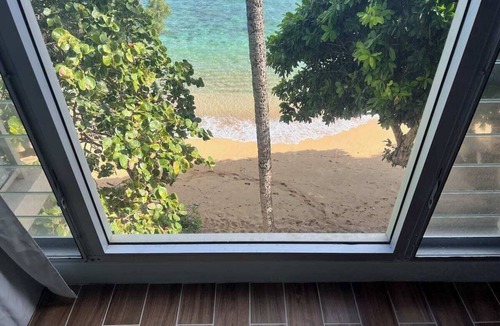 Punaluu Condo | AlohaCation - Oceanfront North Shore Oahu - Fast Wi-Fi for Remote Work