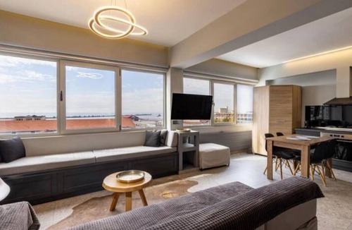 Thessaloniki City Centre Apartment | #ALS LIMEN SEAVIEW SUITE