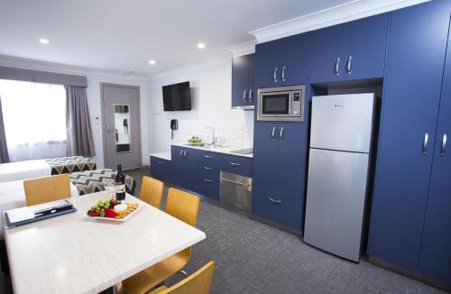 Wilsonton Hotel | Altitude Motel Apartments