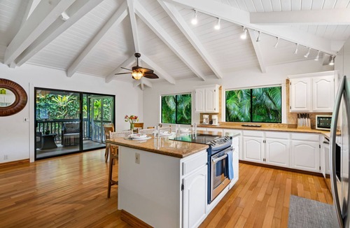 Kalihiwai House | Anini Mauka - A/C, close to the beach TVNC #4328