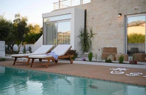 Almyrida Apartment | Annassa Experience Suites 2' walk from Almyrida Beach