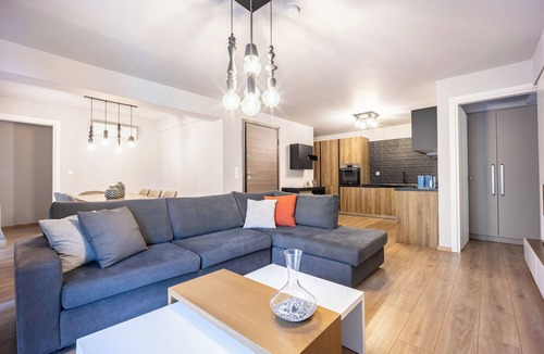 Voula Apartment | Athenean Pool Break