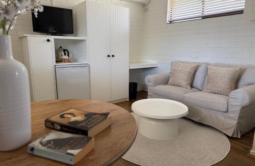 Ballina Cabin | Ballina Travellers Lodge
