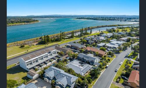 East Ballina Apartment | Beach Side Getaway Lighthouse Beach