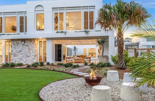 Kingscliff House | Beachfront Mediterranean Retreat