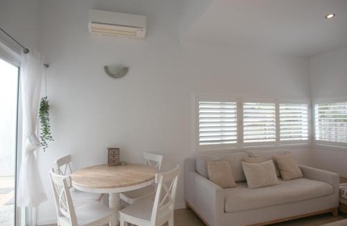 Casuarina House | Beachside Escape 200m From Ocean