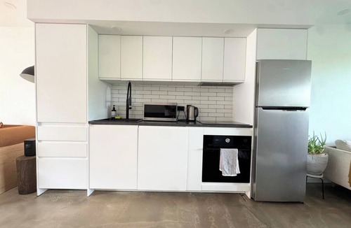 New Farm Apartment | Beautiful 2-bedroom apartment in New Farm perfect for relaxing FREE PARKING