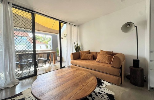 New Farm Apartment | Beautiful 2-bedroom apartment in New Farm perfect for relaxing FREE PARKING