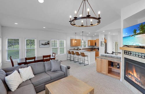 Thornton House | Beautiful resort condo with golf course views