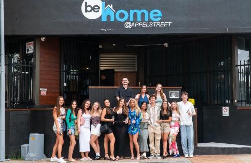 Surfers Paradise Hostel | BeHome