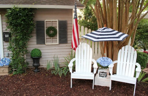Historic Downtown Franklin Cottage | Bluebird Cottage in the Heart of Historic Downtown Franklin