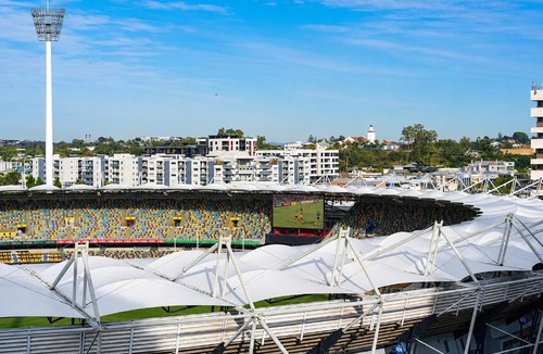 Kangaroo Point Apartment | Boho Retreat Apartment - Walk to Gabba Stadium - Free Parking