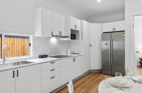 Eight Mile Plains House | Brand NEW Home | Great Location | Close to Shops