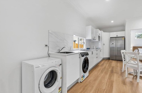 Eight Mile Plains House | Brand NEW Home | Great Location | Close to Shops
